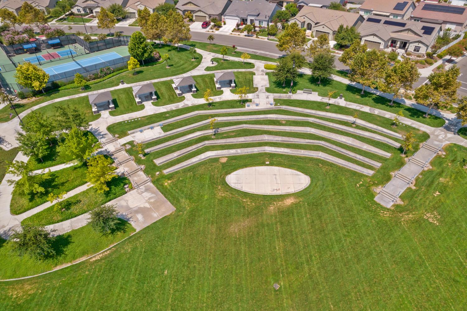 1288 Maple Valley St, Manteca, CA 95336