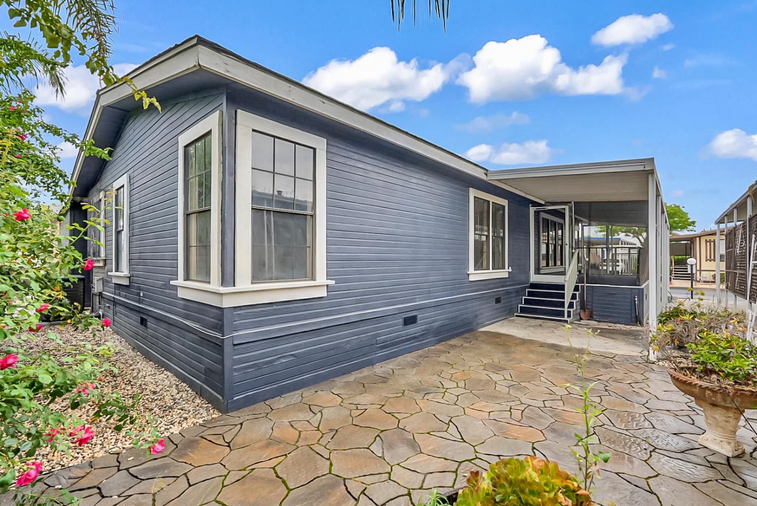 1200 S Carpenter Rd #144, Modesto, CA 95351