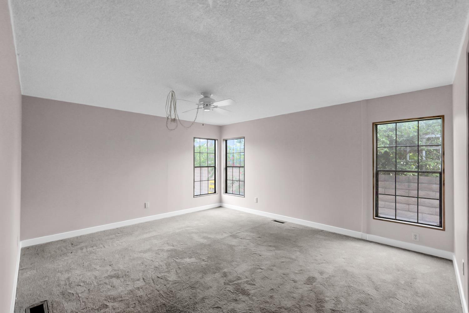 1200 S Carpenter Rd #144, Modesto, CA 95351