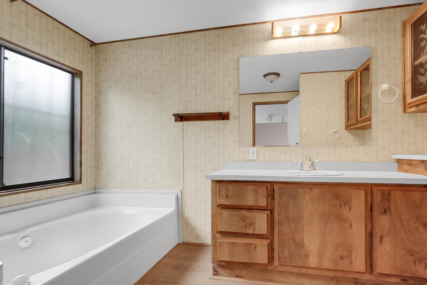 1200 S Carpenter Rd #144, Modesto, CA 95351