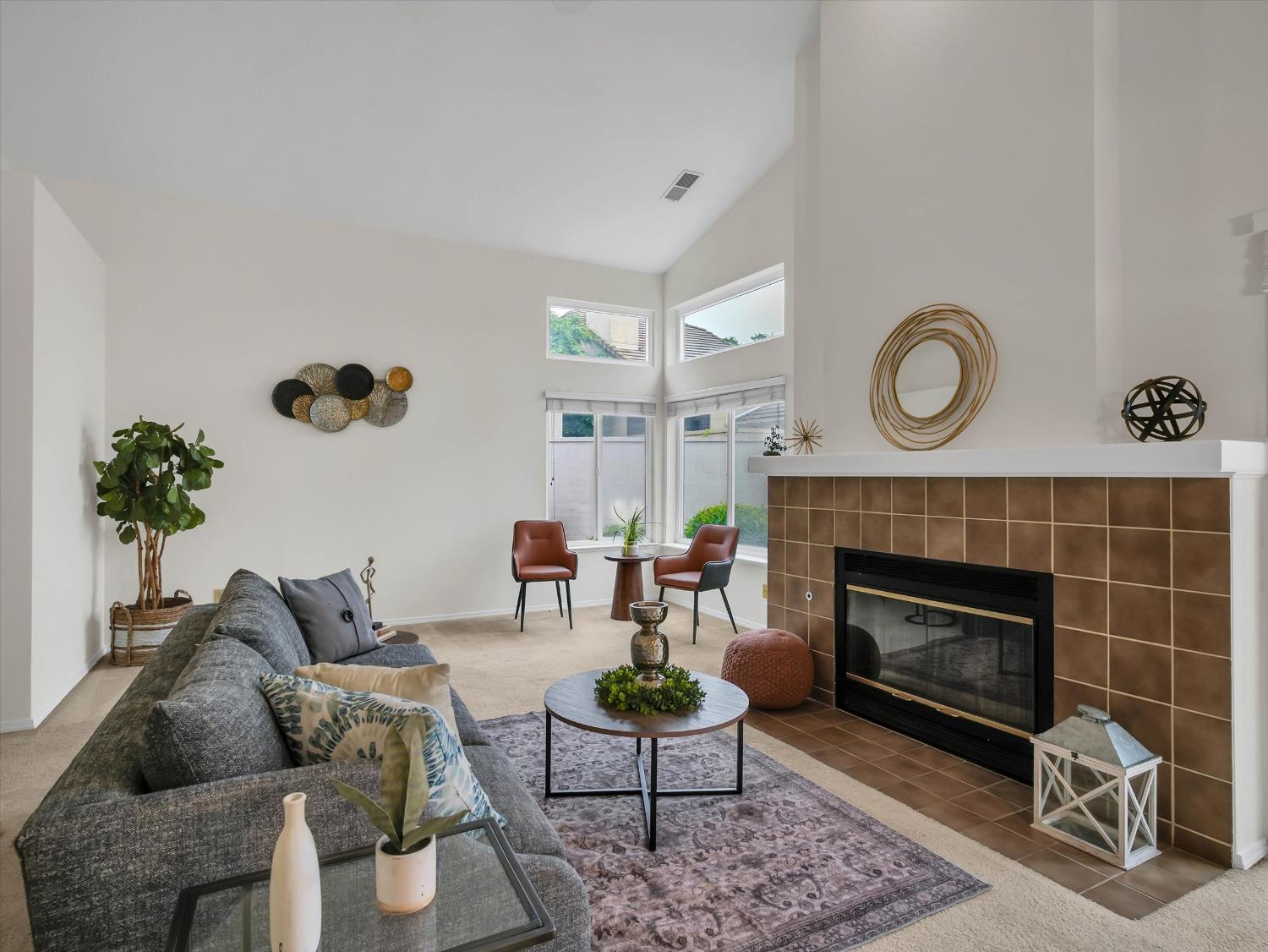 1104 Copper Cottage Ln, Modesto, CA 95355