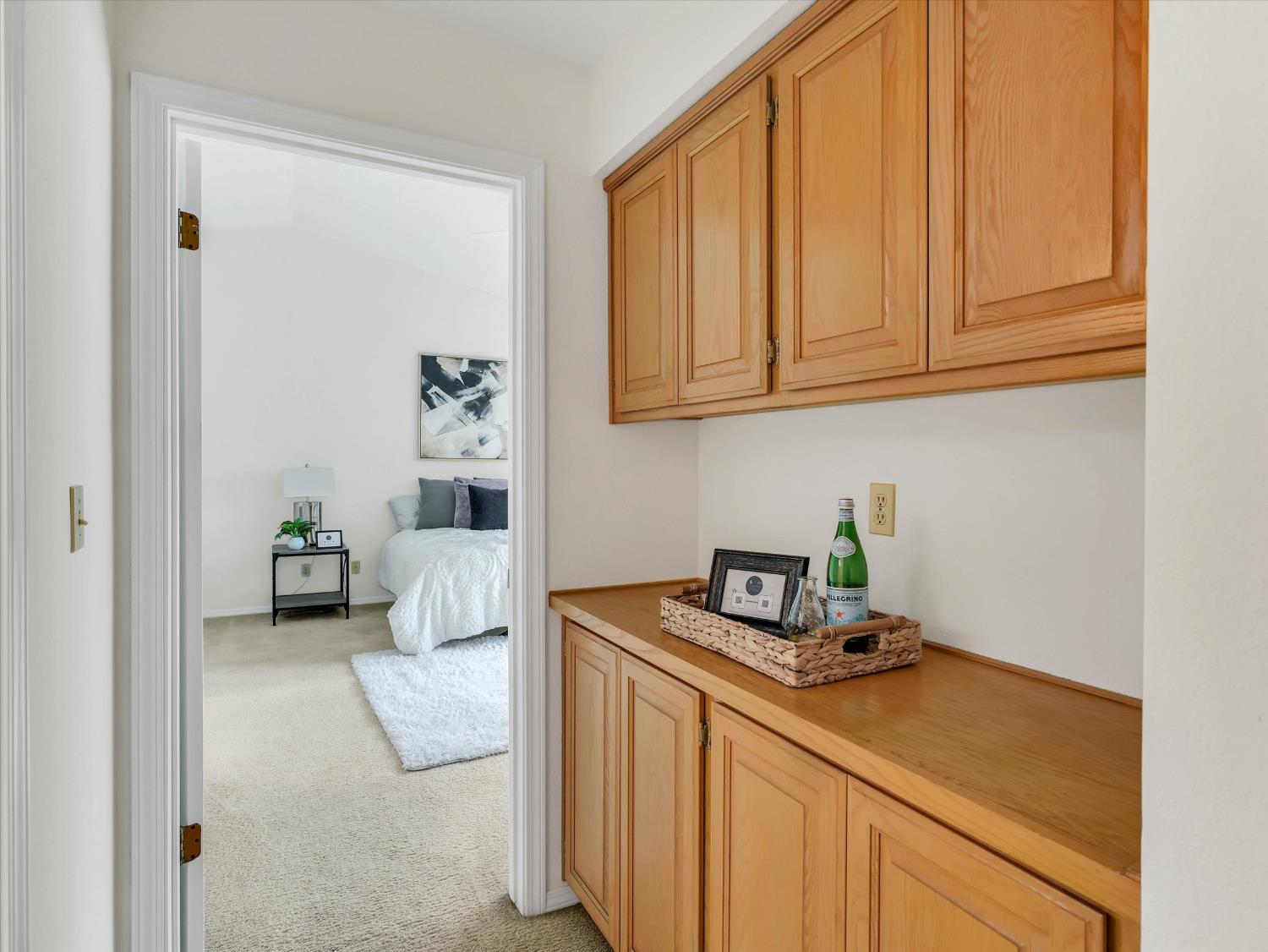 1104 Copper Cottage Ln, Modesto, CA 95355