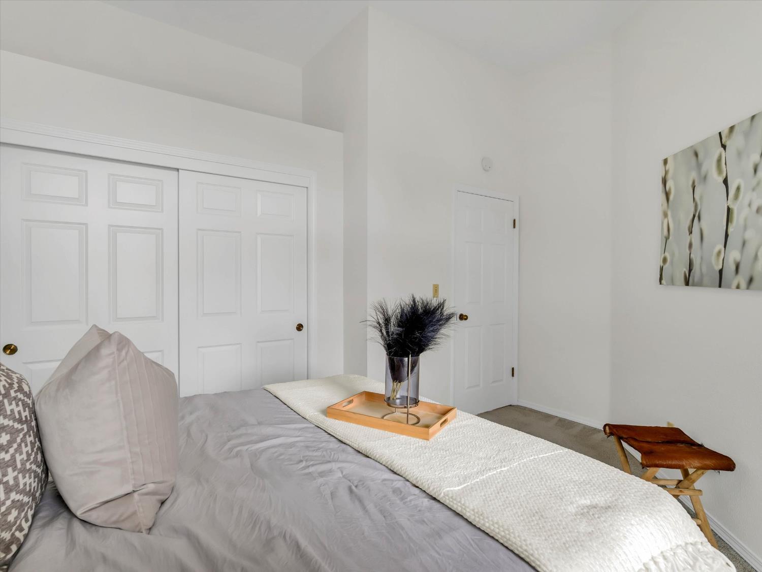 1104 Copper Cottage Ln, Modesto, CA 95355