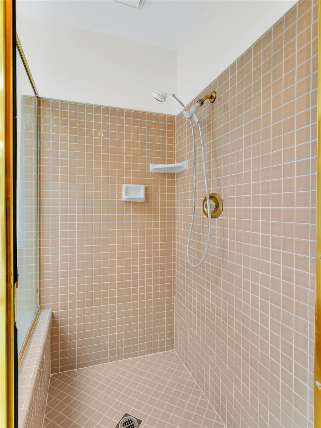 1104 Copper Cottage Ln, Modesto, CA 95355