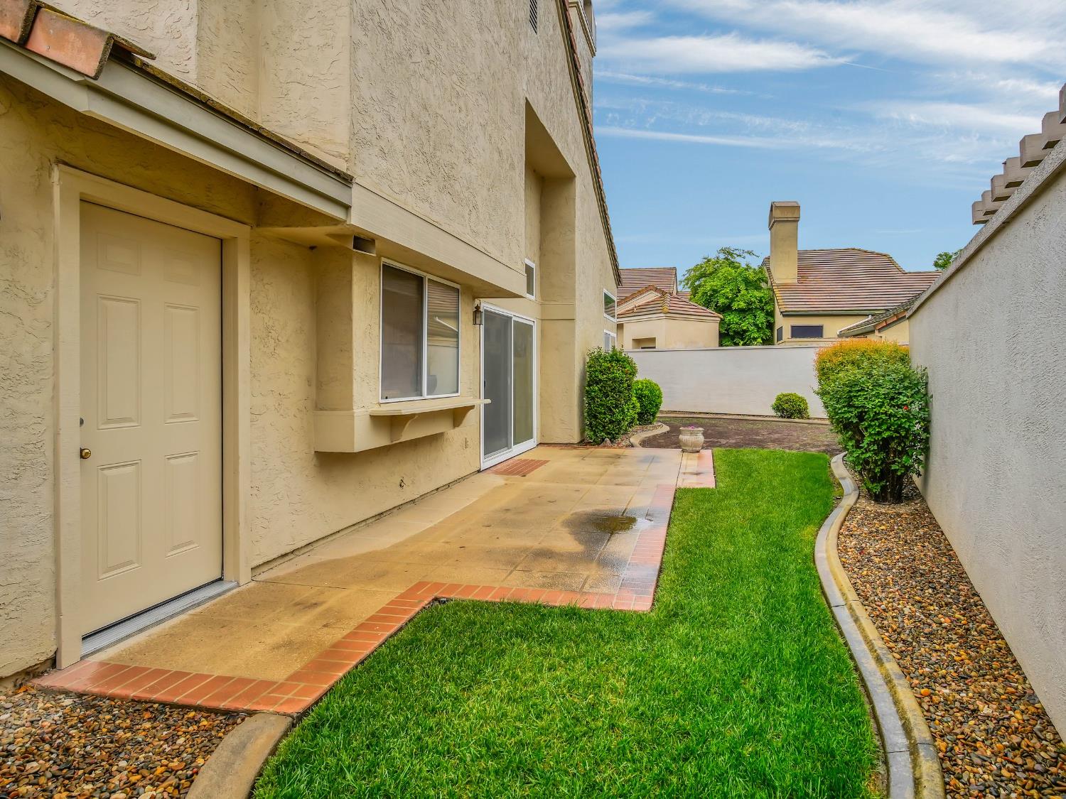 1104 Copper Cottage Ln, Modesto, CA 95355