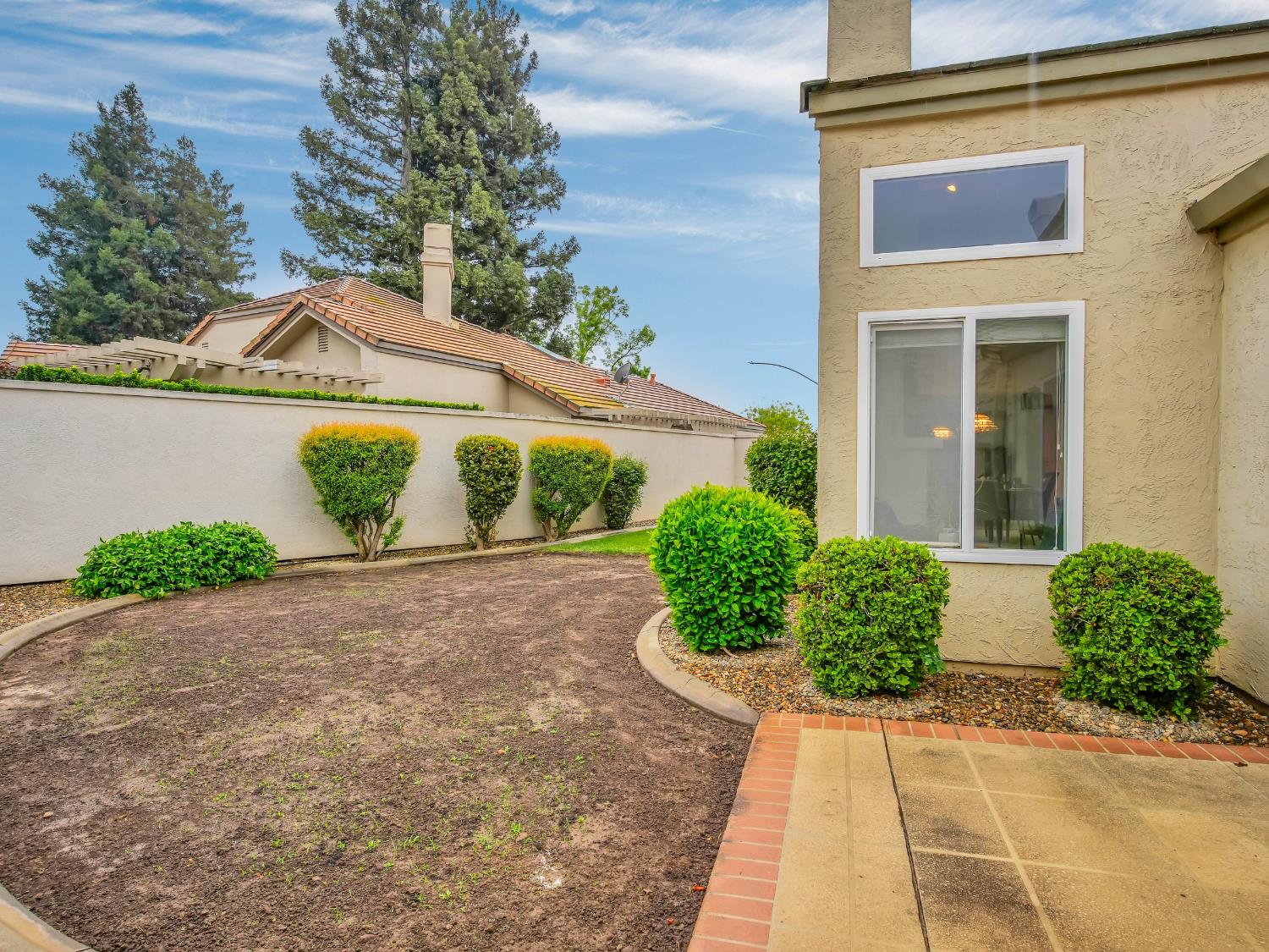 1104 Copper Cottage Ln, Modesto, CA 95355