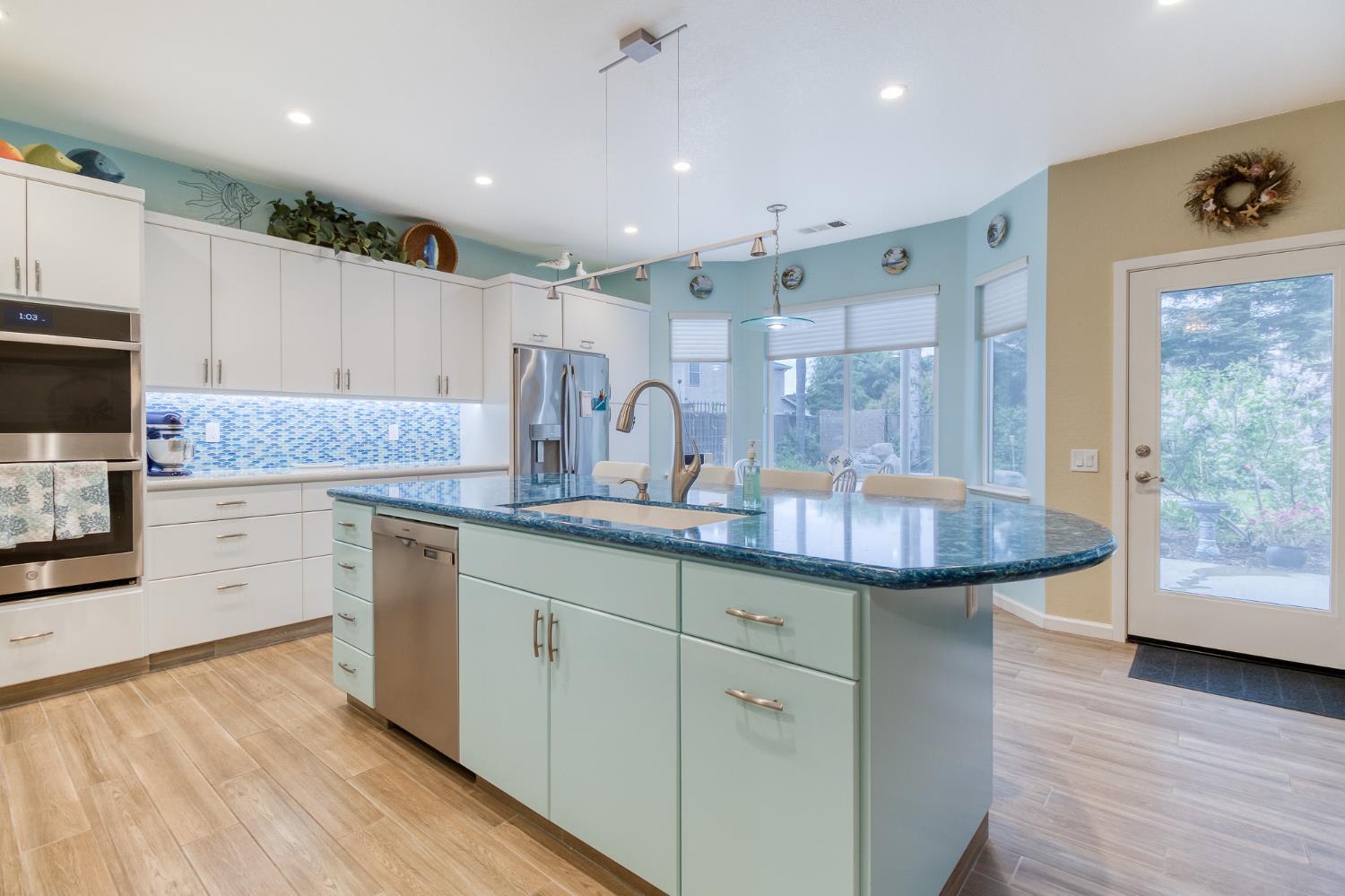 1718 Heirloom Ct., Modesto, CA 95357