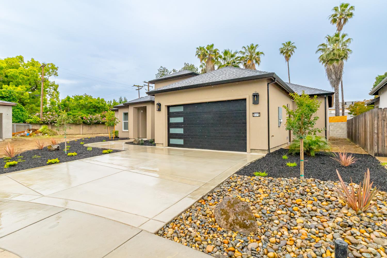 815 Hintze Landing Ct, Modesto, CA 95354