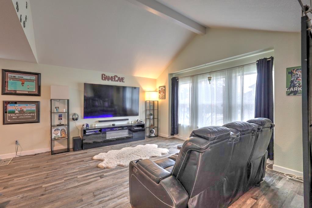 2820 Glasgow Dr, Ceres, CA 95307