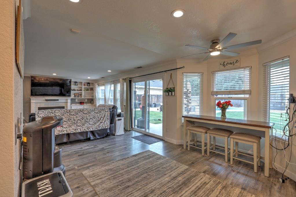 2820 Glasgow Dr, Ceres, CA 95307