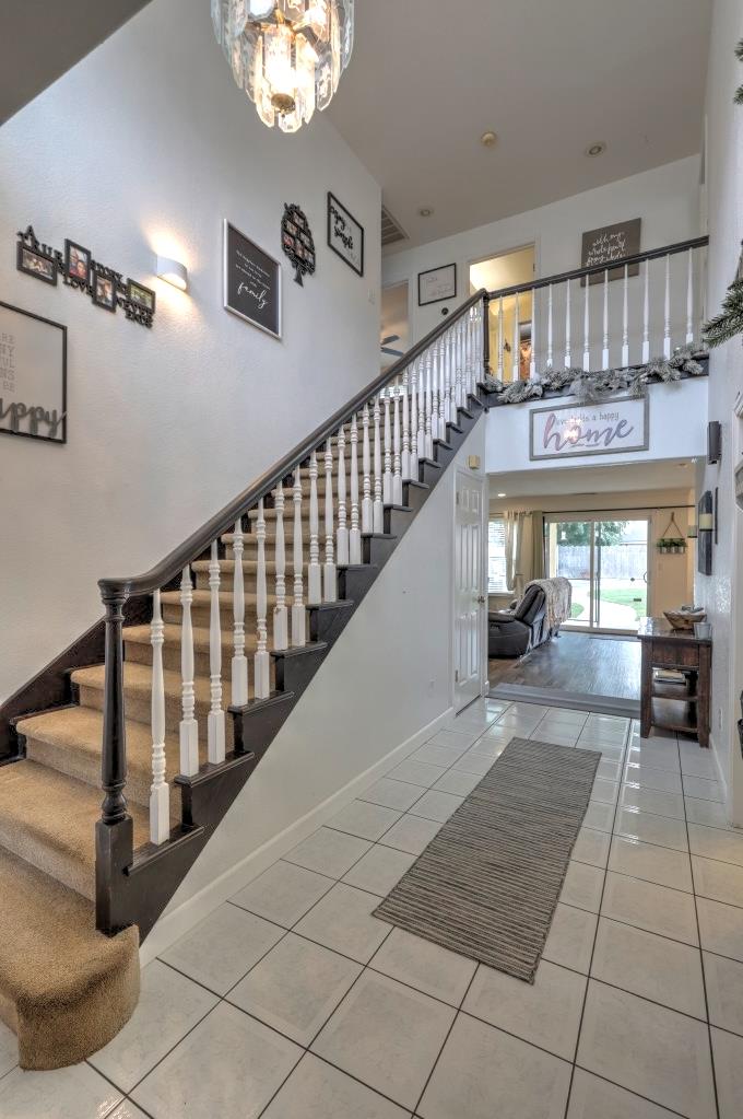 2820 Glasgow Dr, Ceres, CA 95307