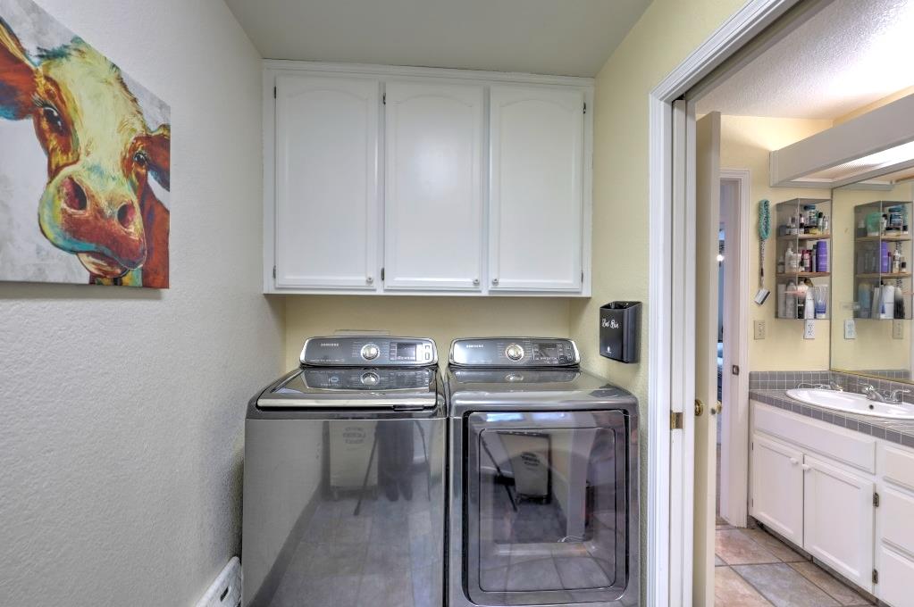 2820 Glasgow Dr, Ceres, CA 95307