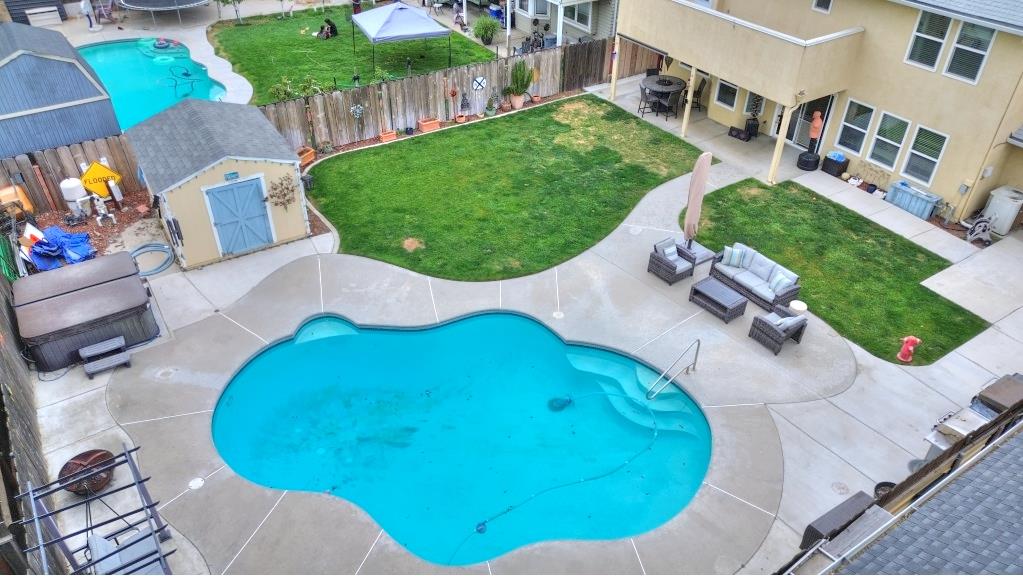 2820 Glasgow Dr, Ceres, CA 95307