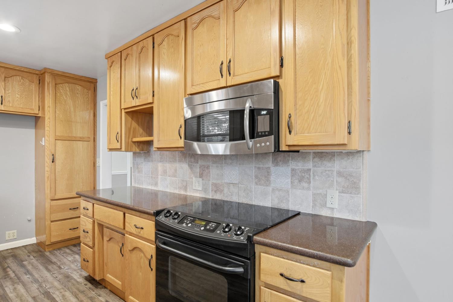 7888 Cedar Ln, Hilmar, CA 95324