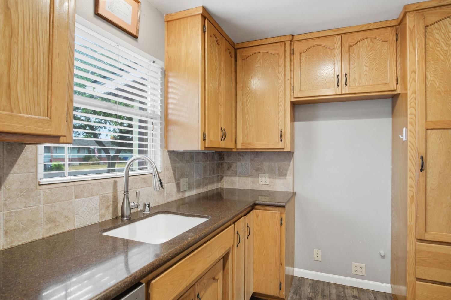 7888 Cedar Ln, Hilmar, CA 95324