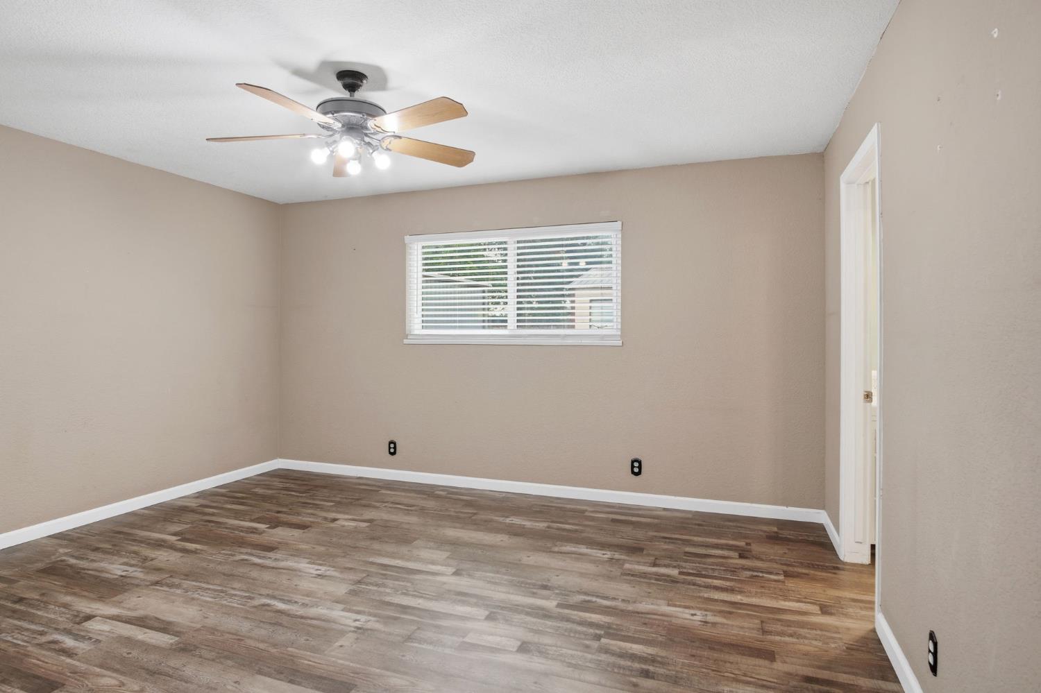 7888 Cedar Ln, Hilmar, CA 95324