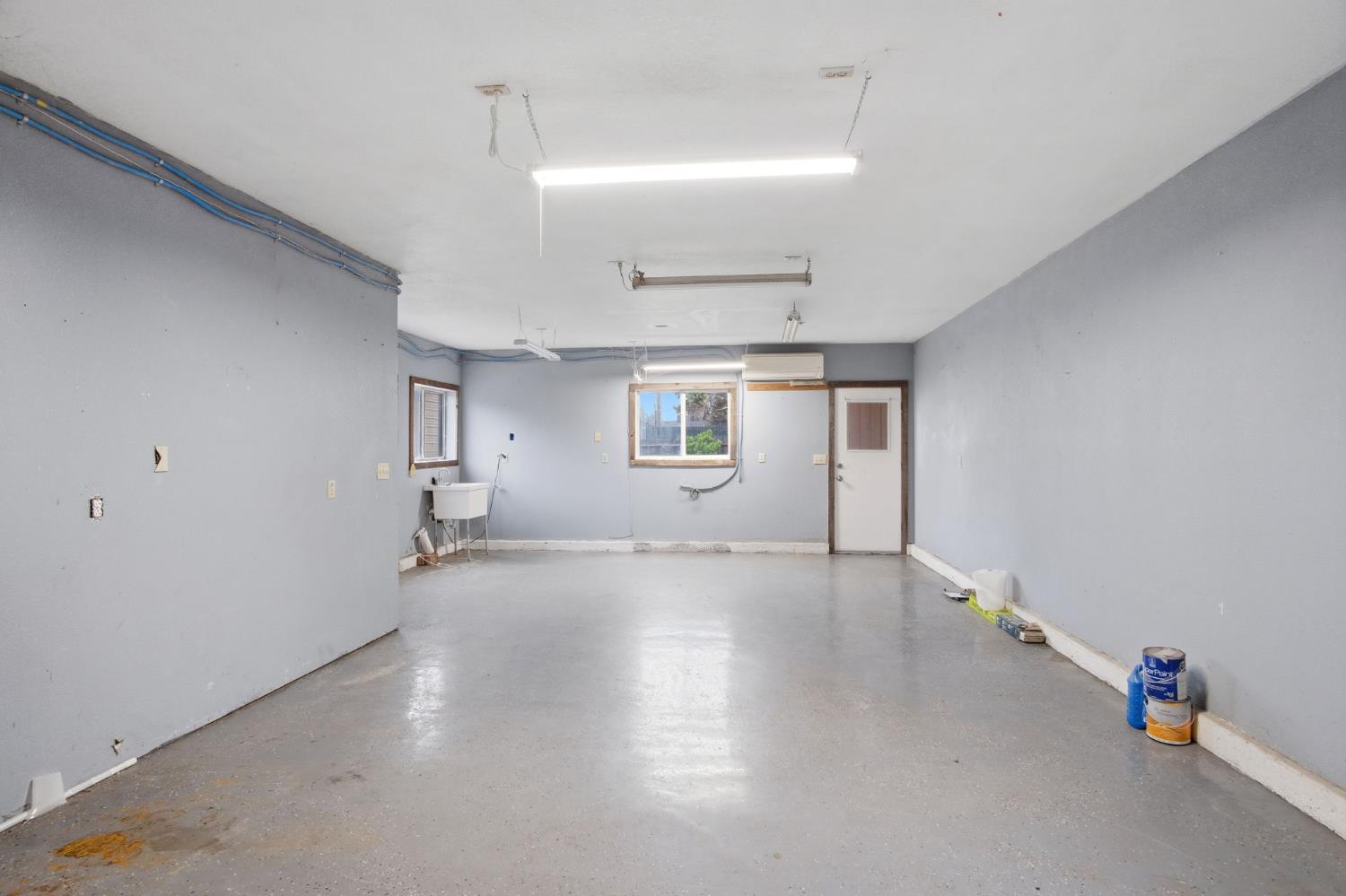 7888 Cedar Ln, Hilmar, CA 95324