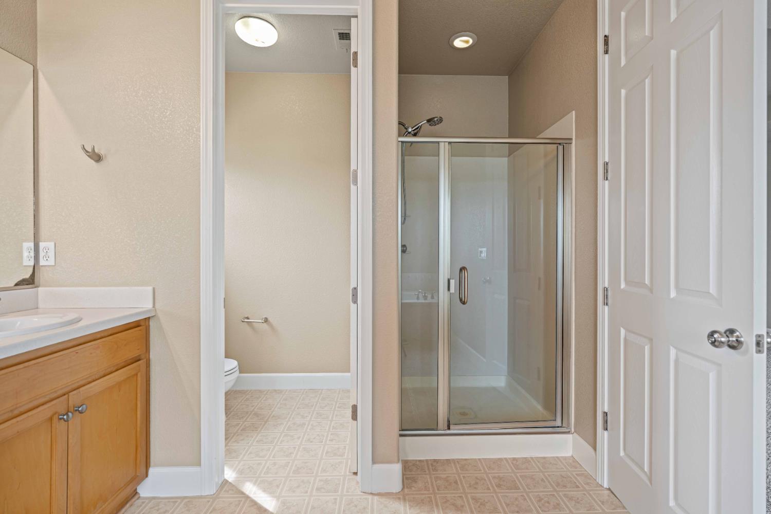 1715 Limestone Dr, Ripon, CA 95366