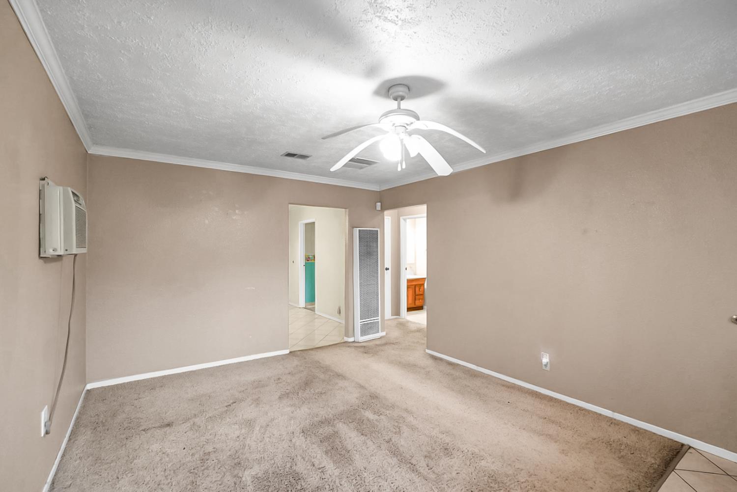 6311 8th St, Riverbank, CA 95367