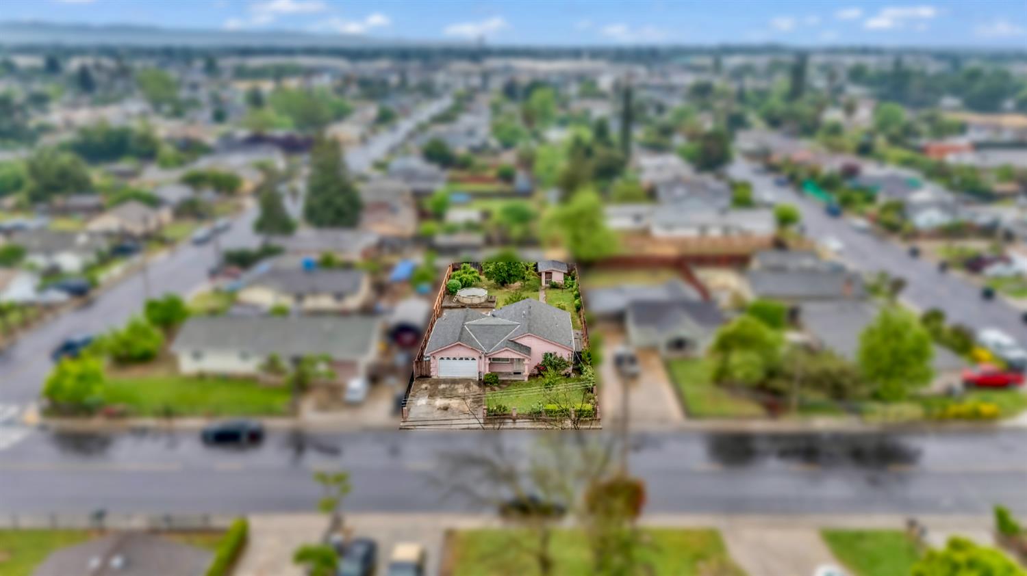 6311 8th St, Riverbank, CA 95367