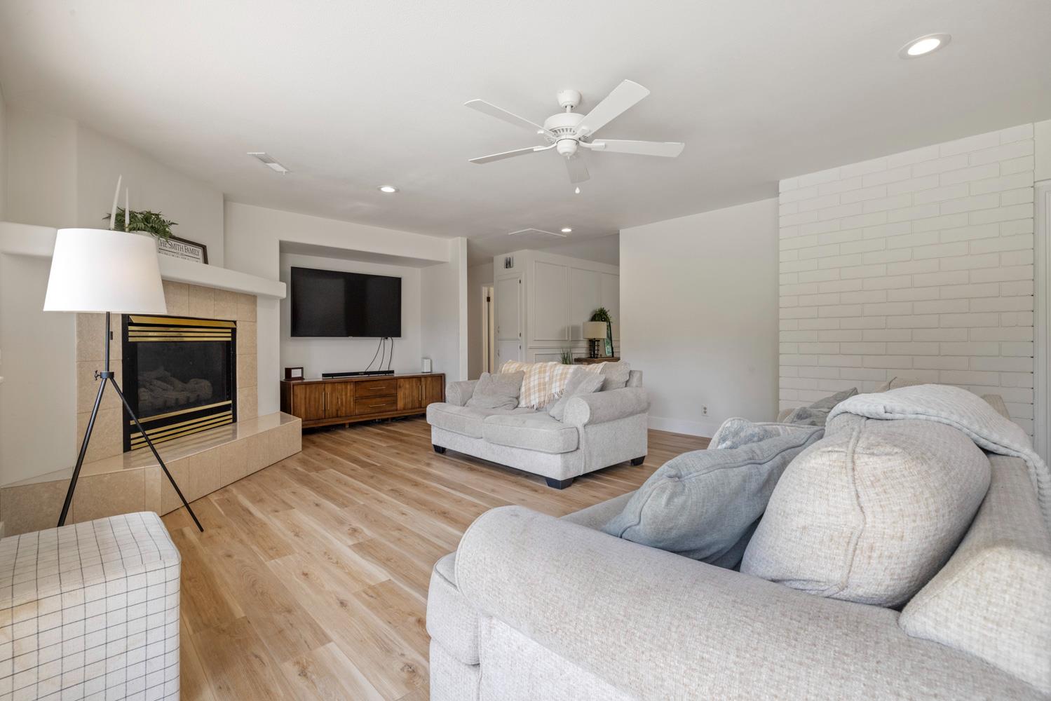 2870 El Camino Real, Merced, CA 95340