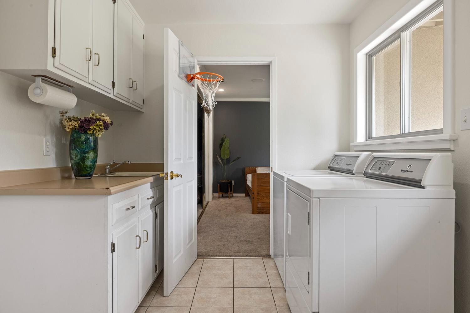 2870 El Camino Real, Merced, CA 95340