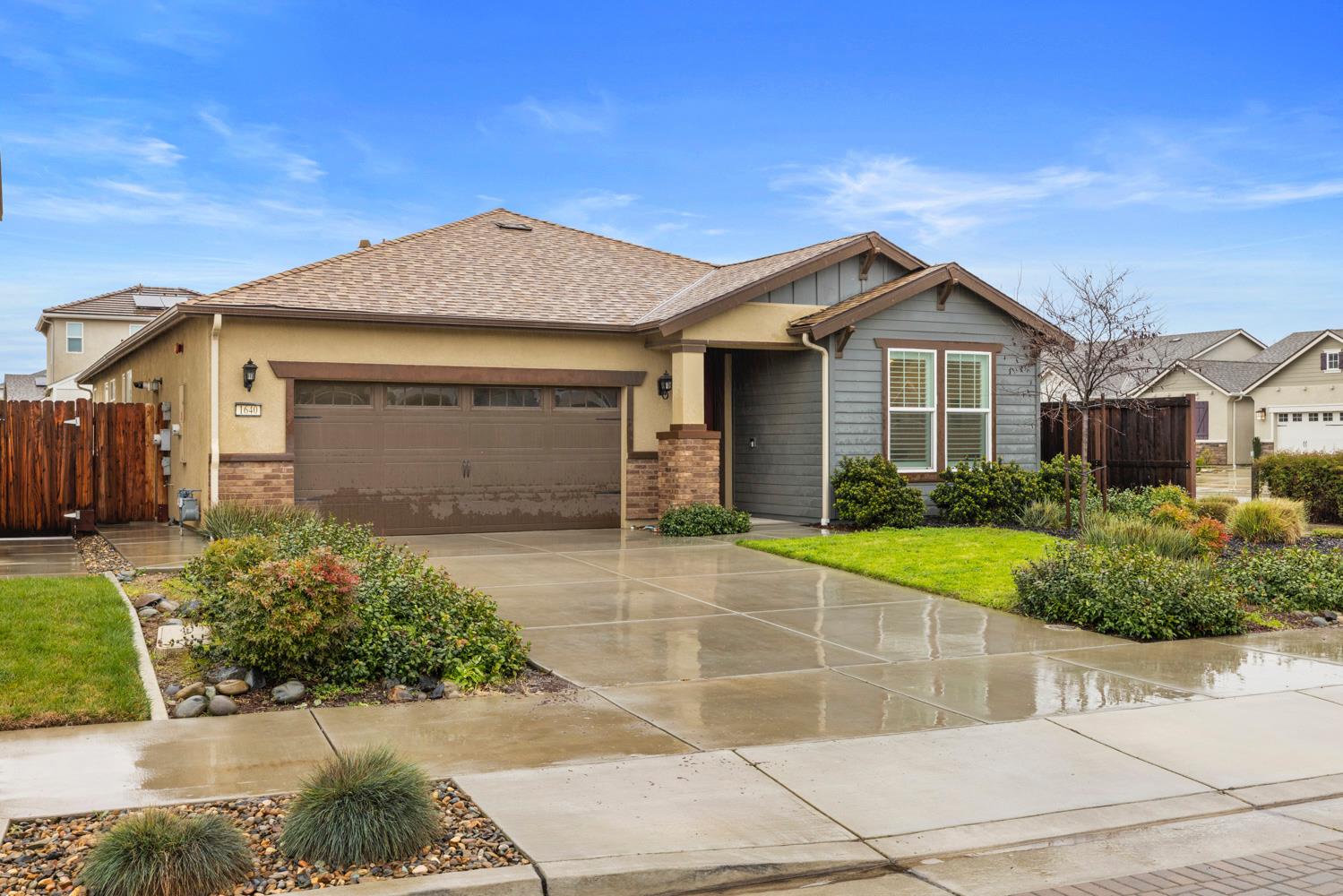 1640 Carrara Ln, Ripon, CA 95366