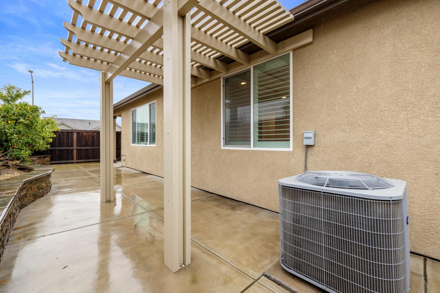 1640 Carrara Ln, Ripon, CA 95366