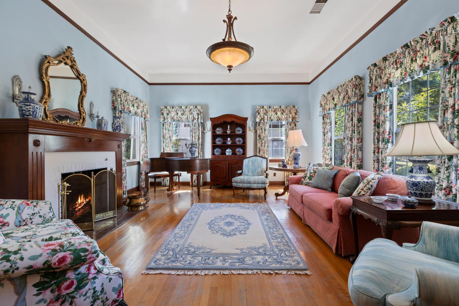 10464 E Herndon Ave, Clovis, CA 93619