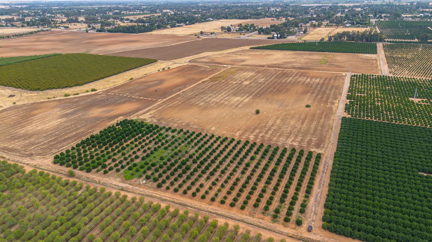 10464 E Herndon Ave, Clovis, CA 93619