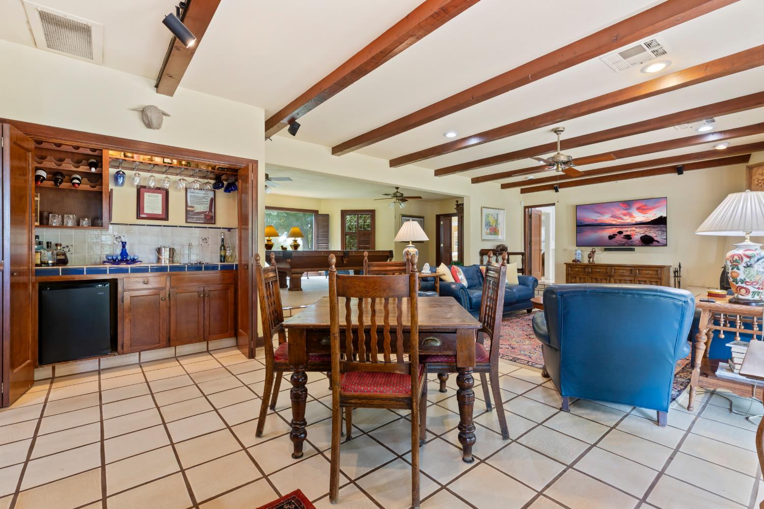 10464 E Herndon Ave, Clovis, CA 93619