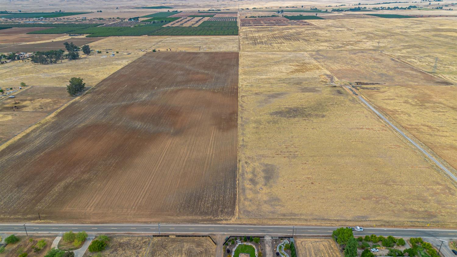 10464 E Herndon Ave, Clovis, CA 93619