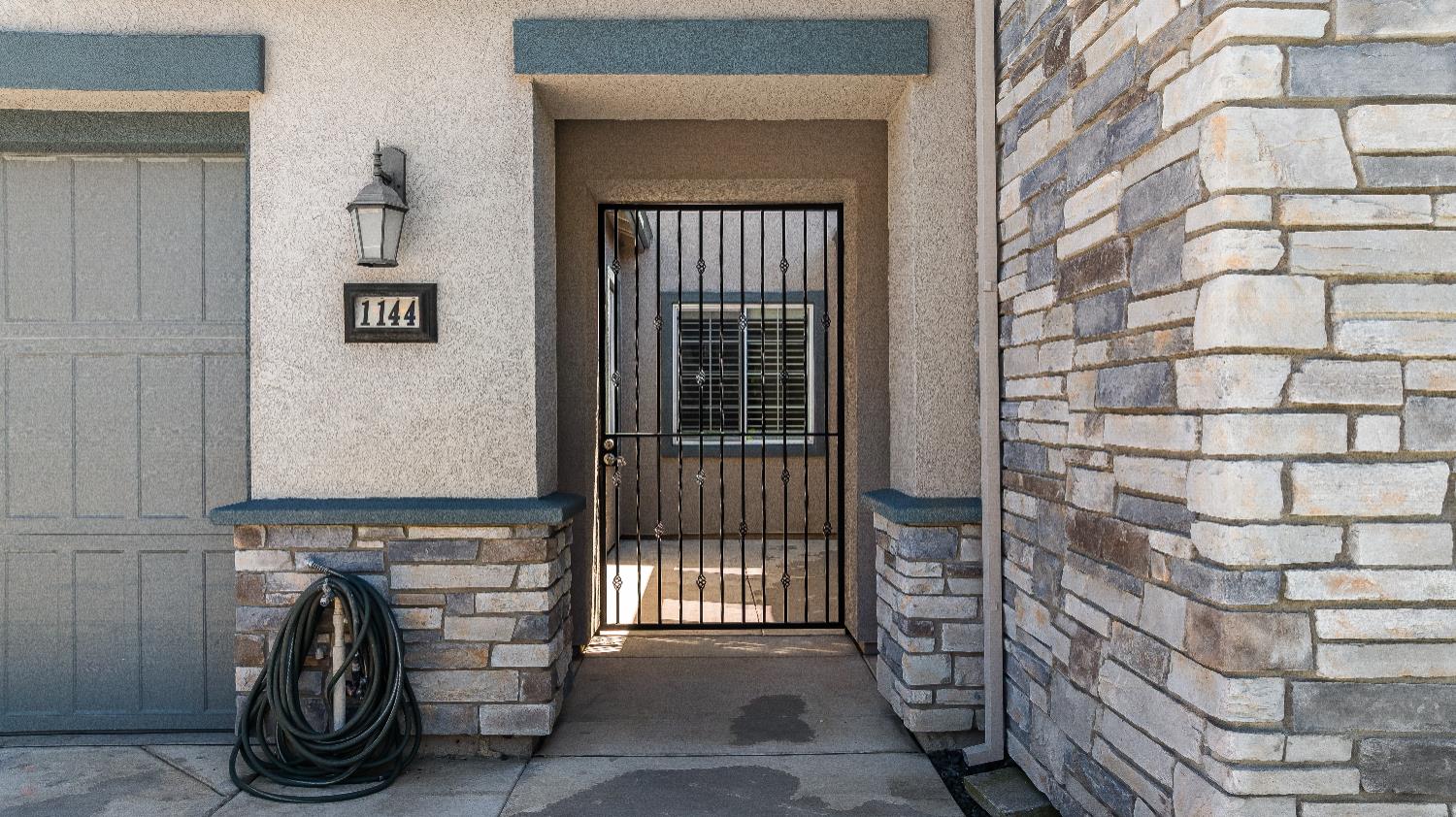 1144 Clearwater Creek Blvd, Manteca, CA 95336