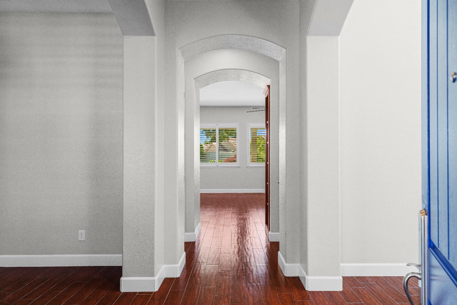 1144 Clearwater Creek Blvd, Manteca, CA 95336