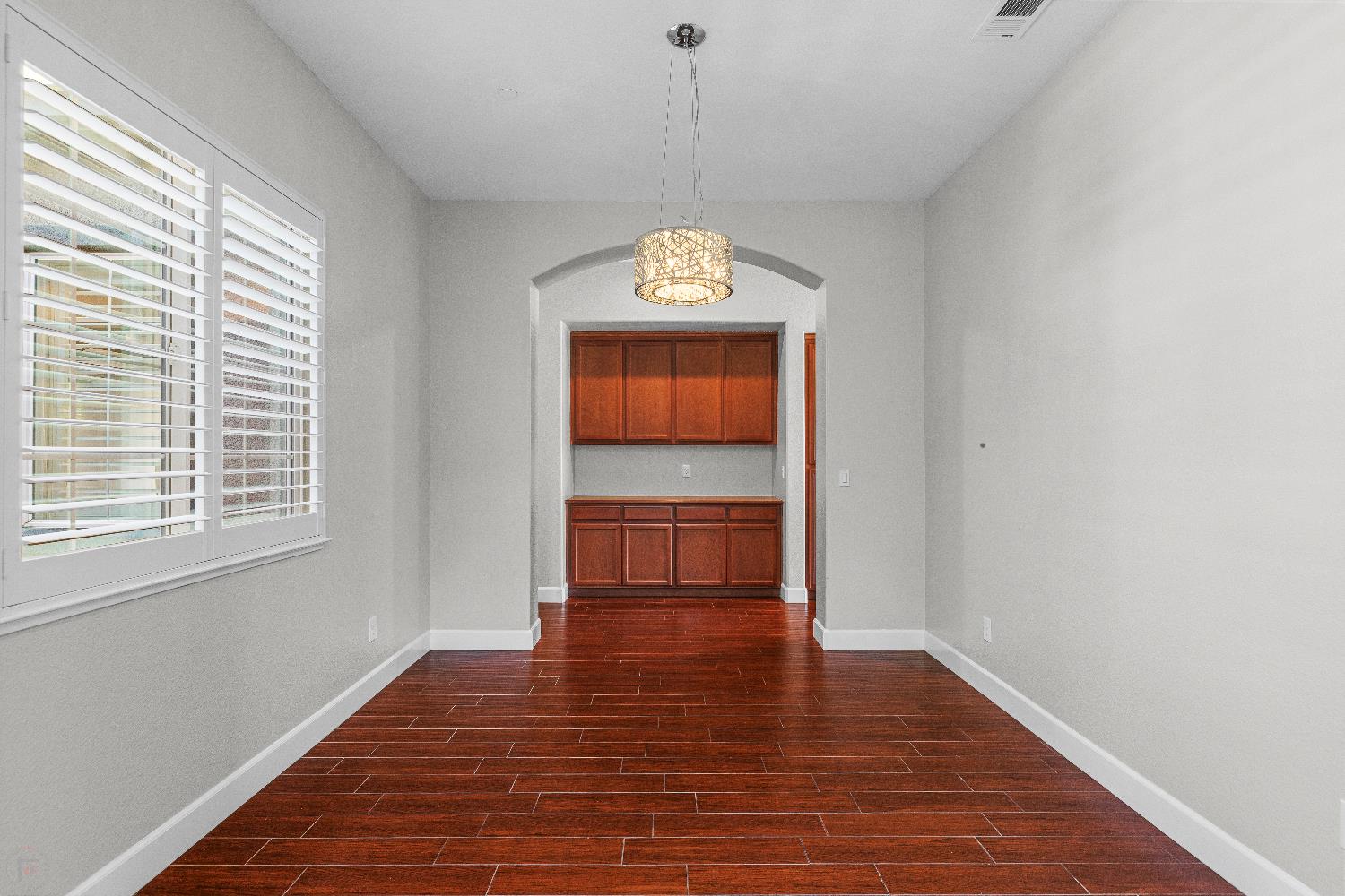 1144 Clearwater Creek Blvd, Manteca, CA 95336