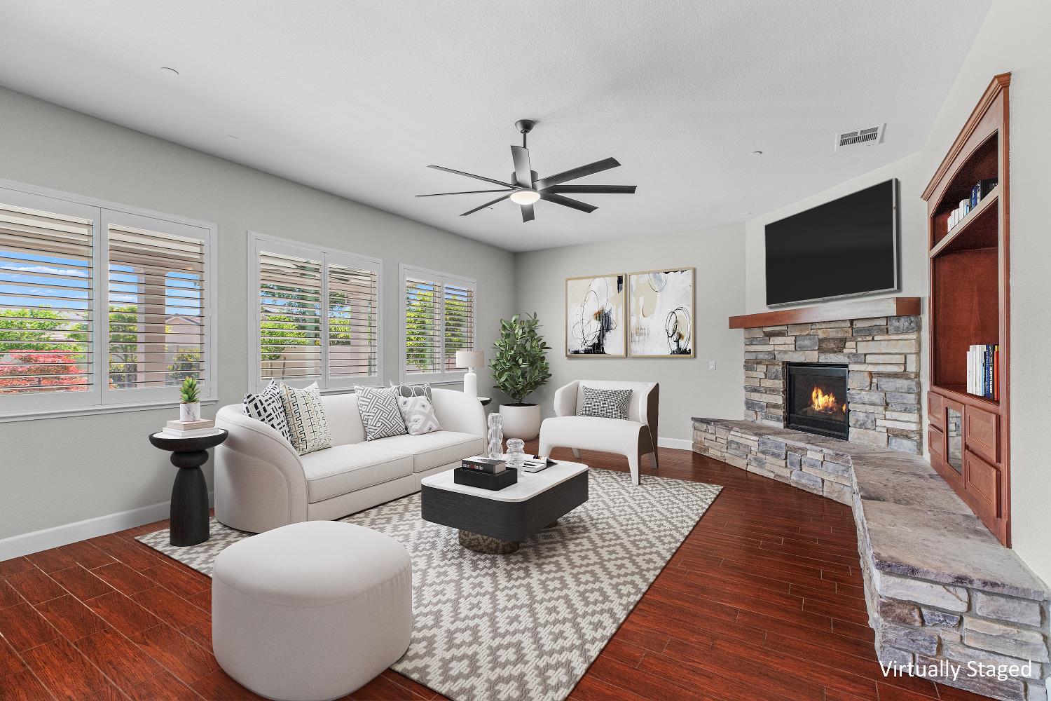 1144 Clearwater Creek Blvd, Manteca, CA 95336