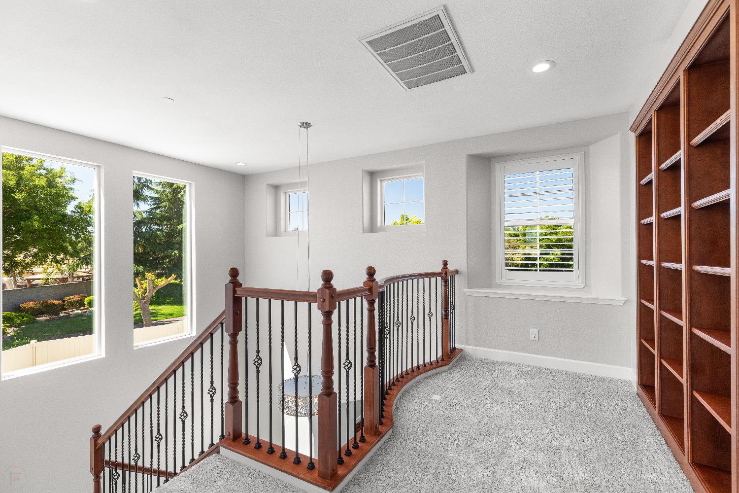 1144 Clearwater Creek Blvd, Manteca, CA 95336