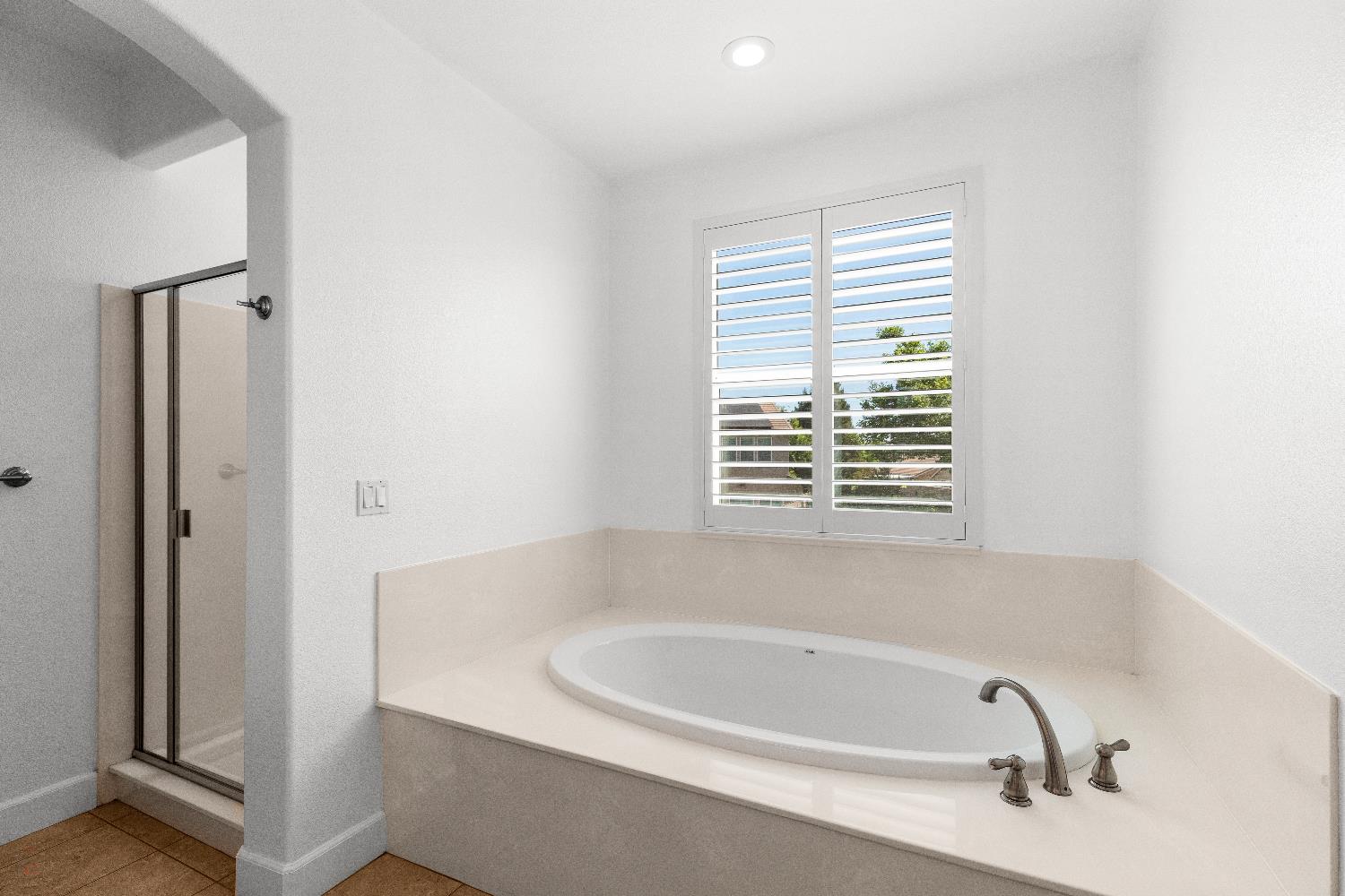 1144 Clearwater Creek Blvd, Manteca, CA 95336