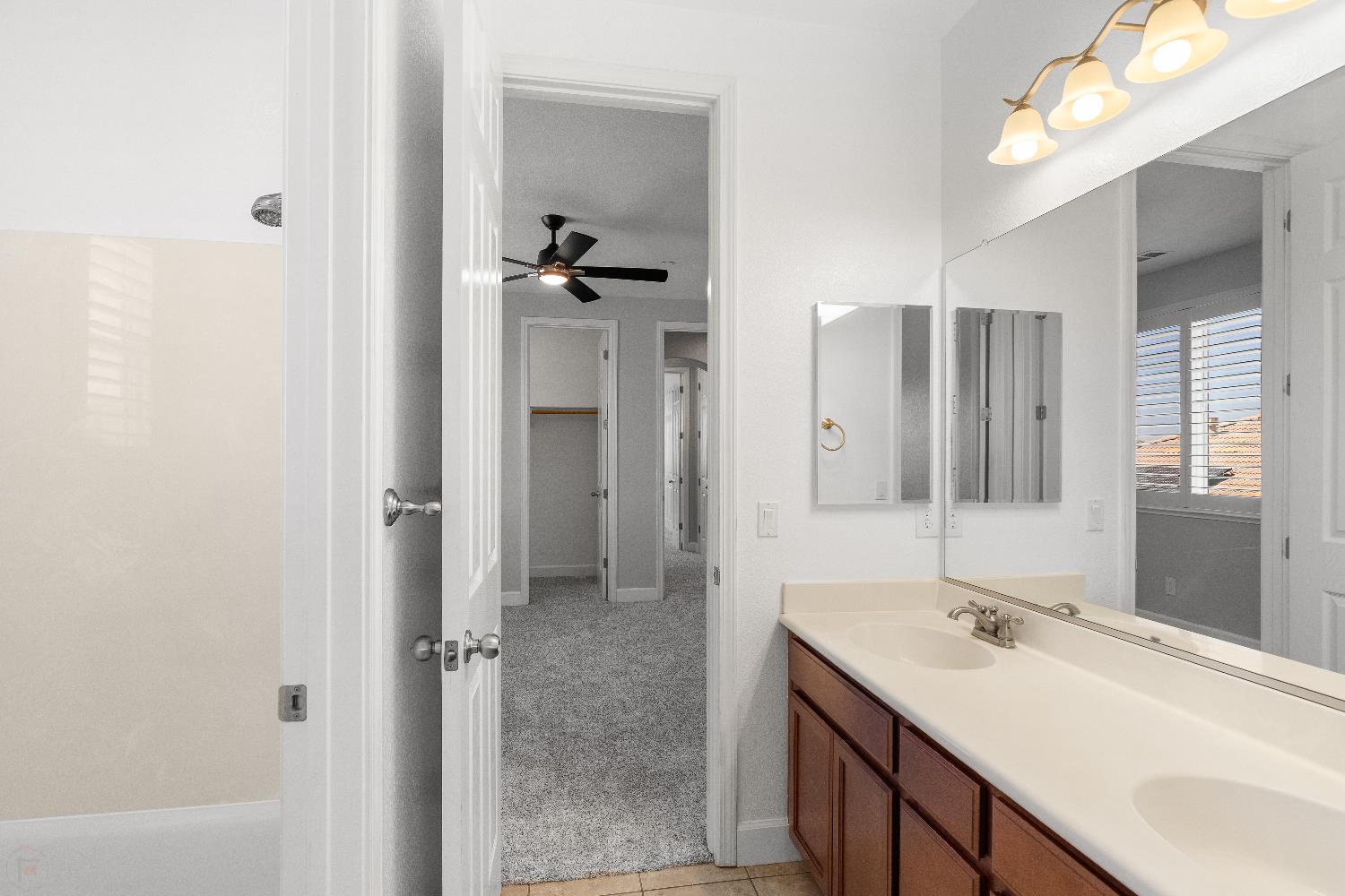 1144 Clearwater Creek Blvd, Manteca, CA 95336