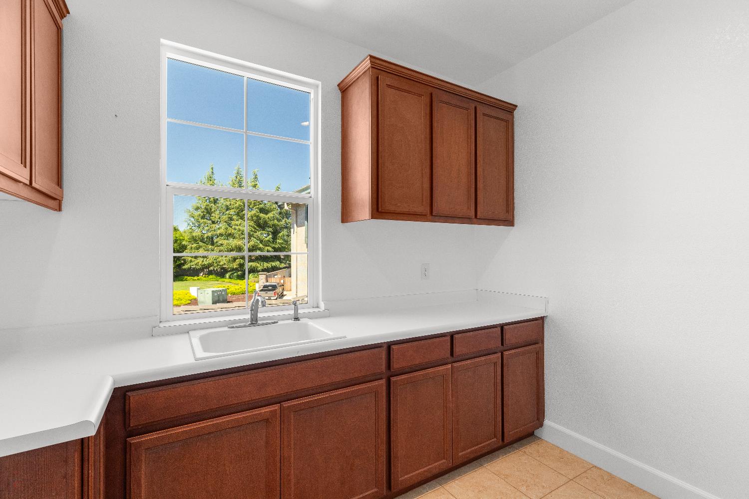 1144 Clearwater Creek Blvd, Manteca, CA 95336