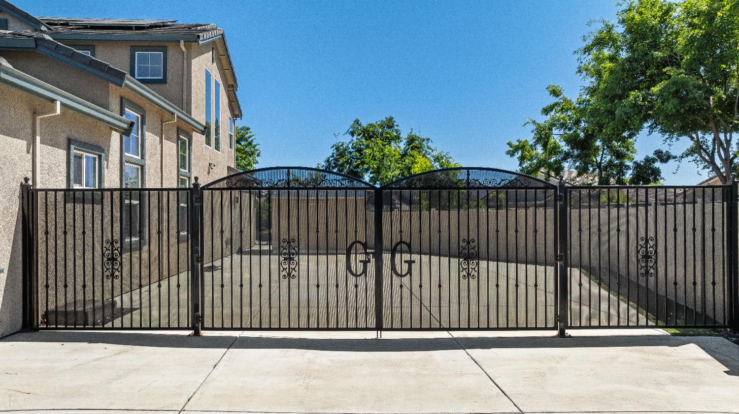 1144 Clearwater Creek Blvd, Manteca, CA 95336