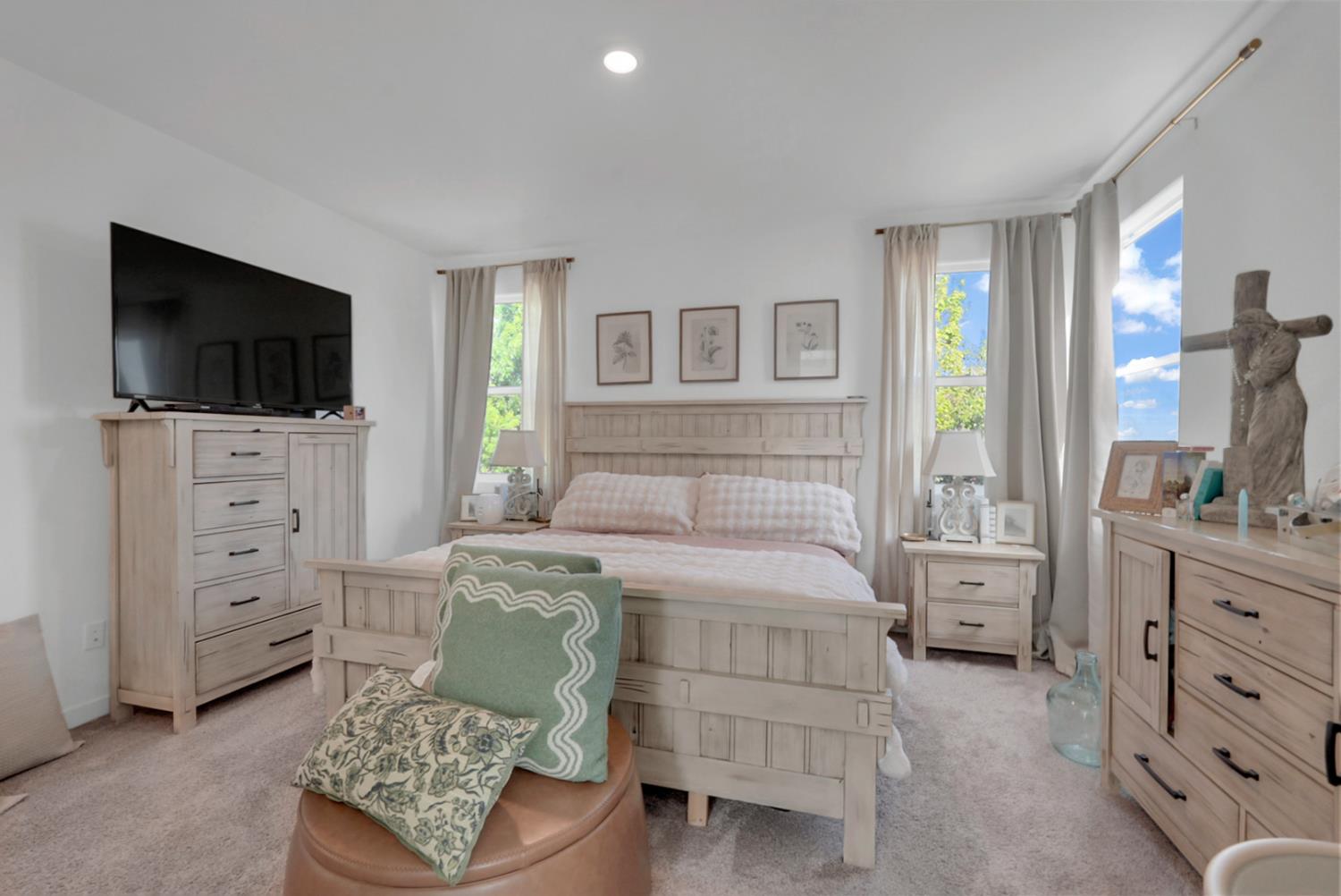 5518 Julia Ave, Keyes, CA 95328