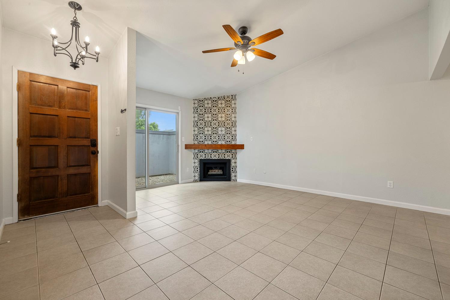 1313 Floyd Ave #136, Modesto, CA 95355