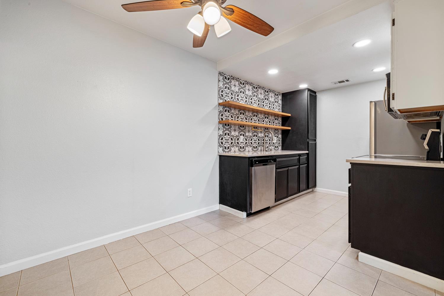 1313 Floyd Ave #136, Modesto, CA 95355