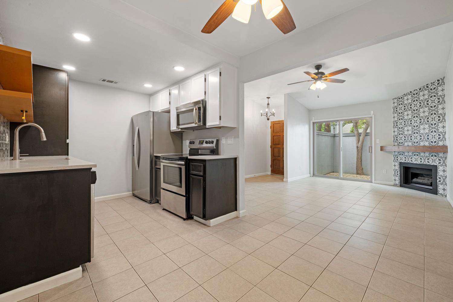 1313 Floyd Ave #136, Modesto, CA 95355