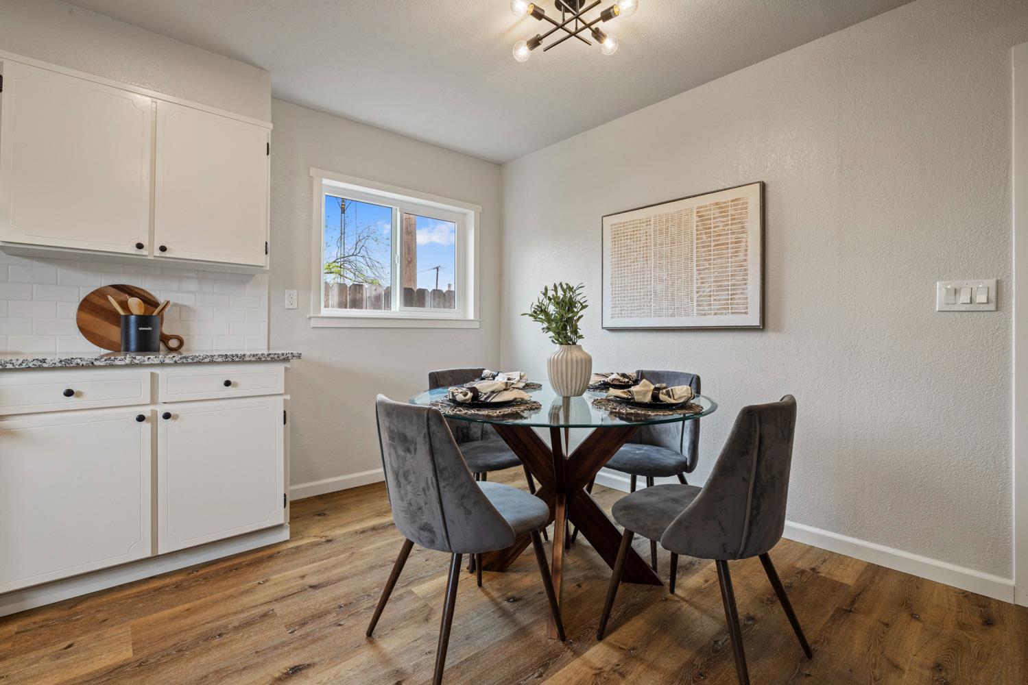 6349 Roselle Ave, Riverbank, CA 95367