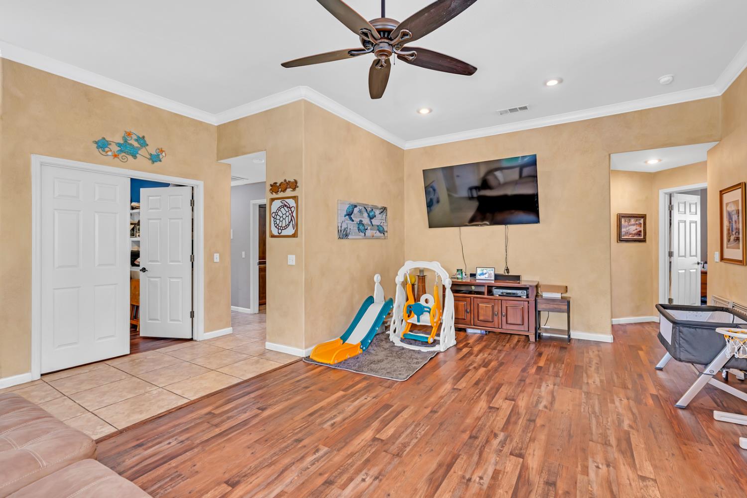 1908 Fall Brook Ct, Merced, CA 95340