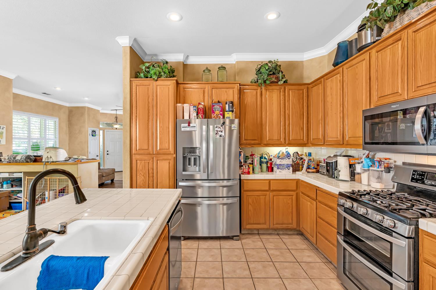 1908 Fall Brook Ct, Merced, CA 95340