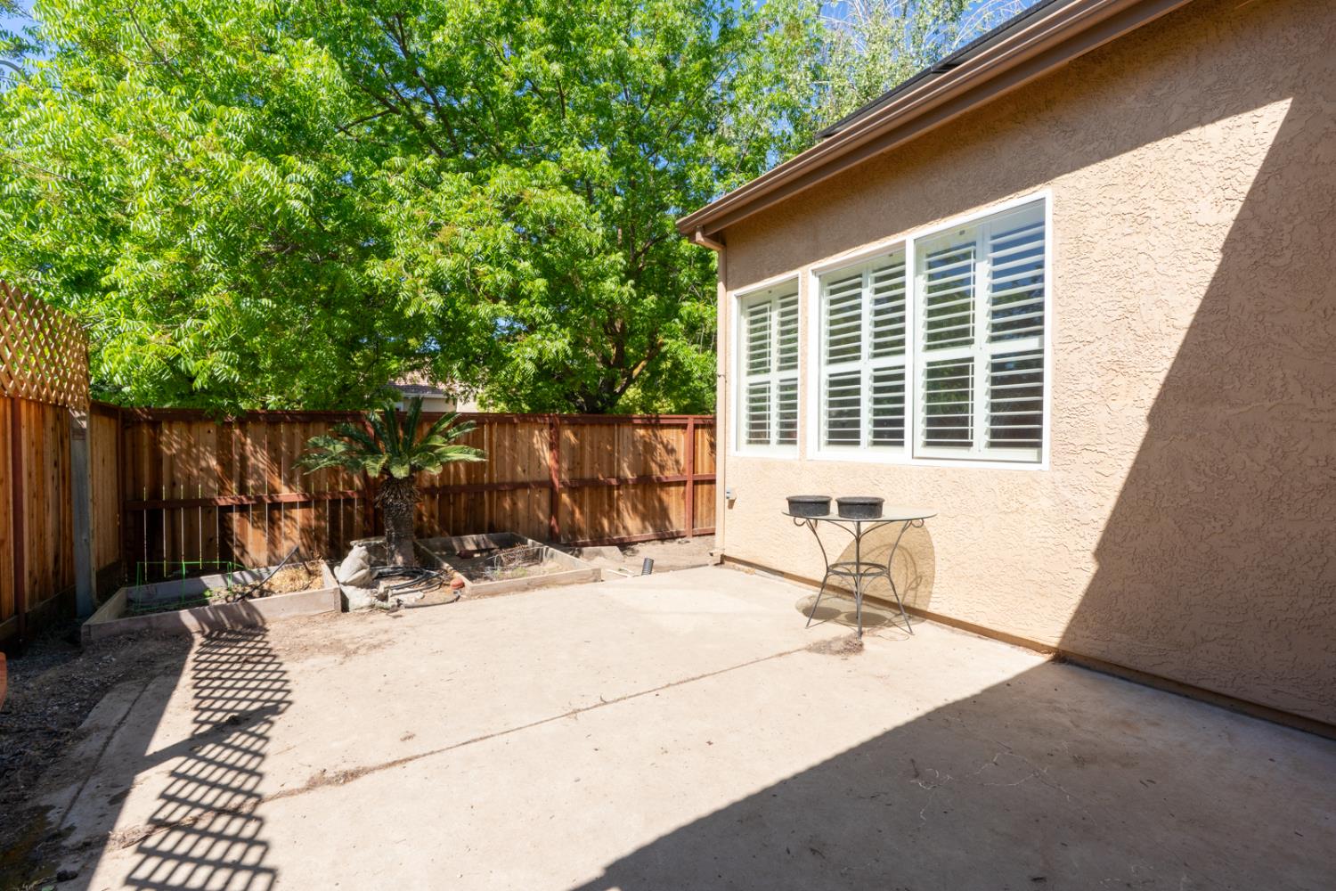 1908 Fall Brook Ct, Merced, CA 95340