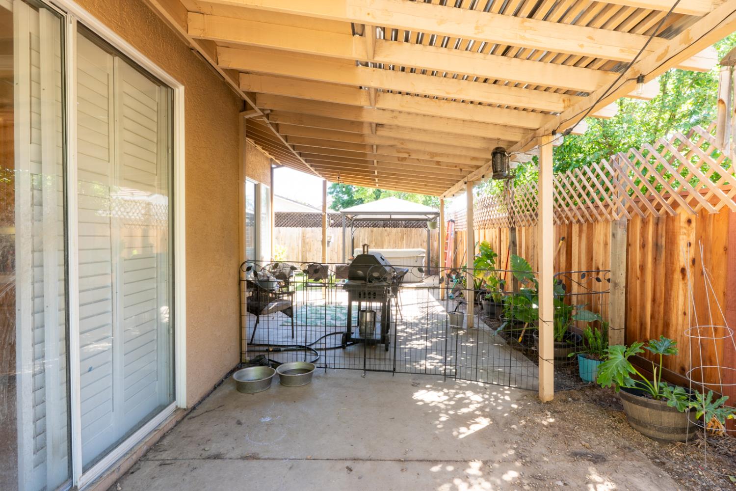 1908 Fall Brook Ct, Merced, CA 95340